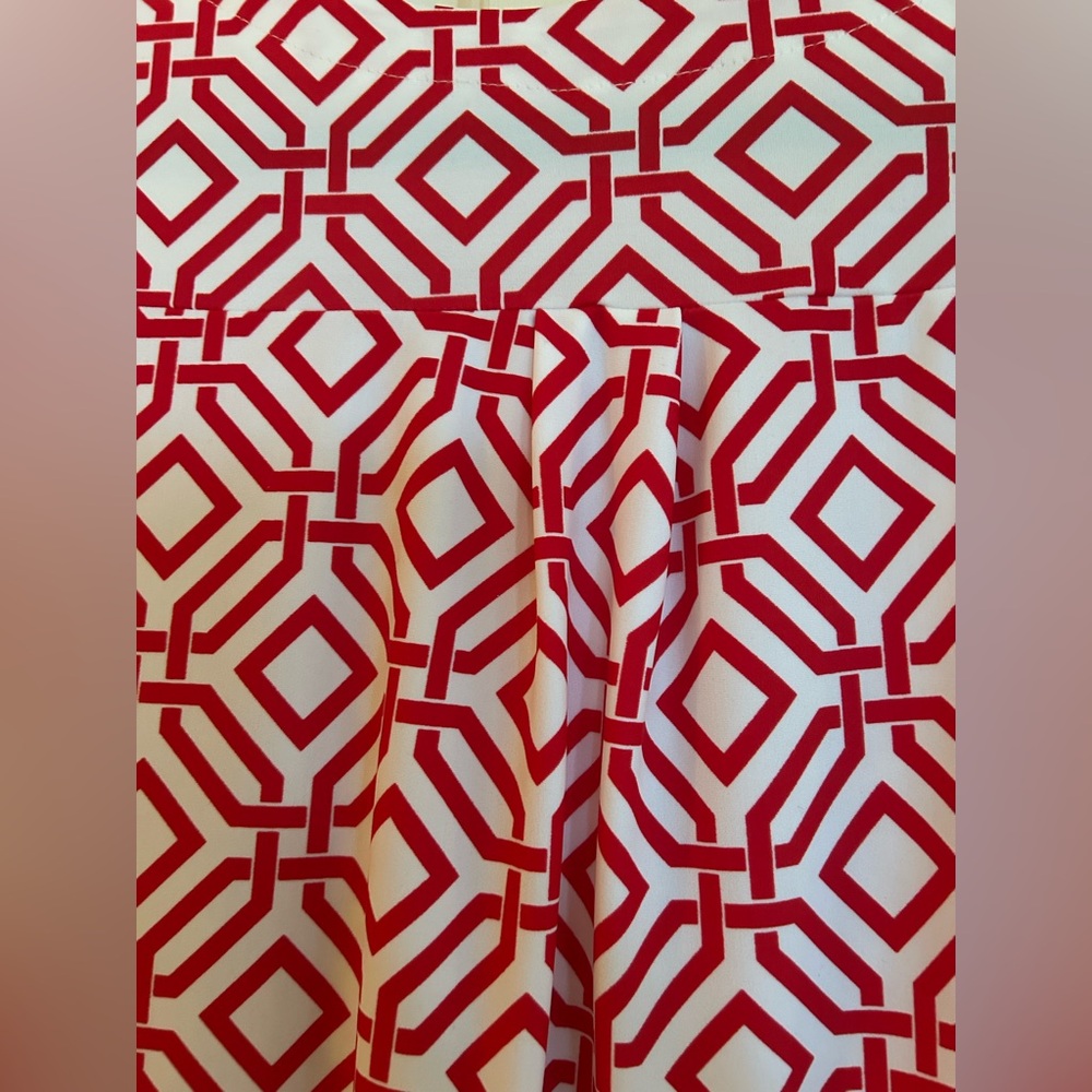 NWT Jude Connally Women’s short sleeve red/white geo print dress. Sz.L. - Picture 3 of 6